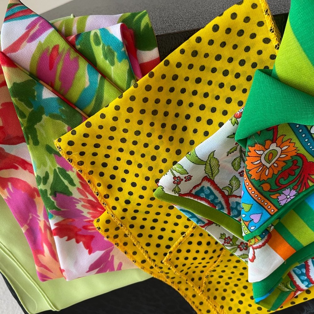 Lot of 4 silk scarves yellow/green//red/blue silk - Picture 2 of 12